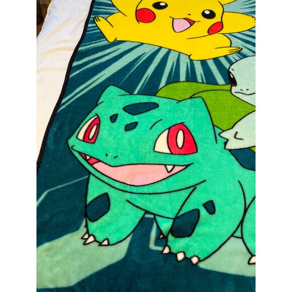 Pokemon Pikachu Character Fleece Throw Blanket 39 x 51 Nintendo Kids Gaming - Picture 4 of 14
